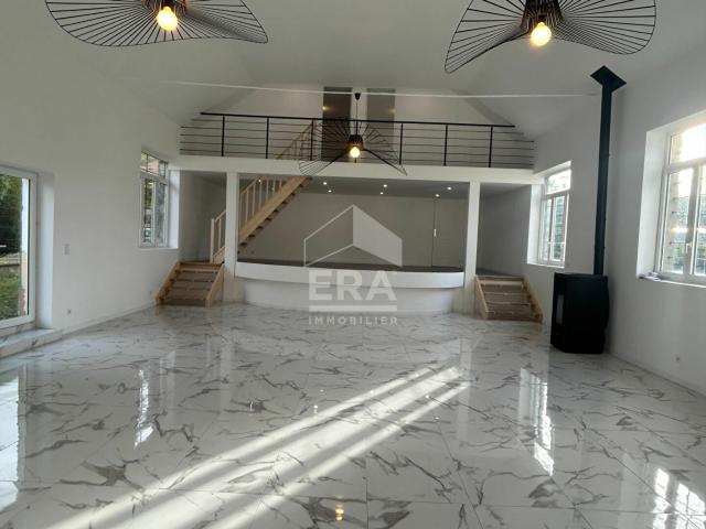 Maison 5 pièces 225 m²