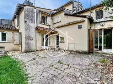 Maison 5 pièces 225 m²