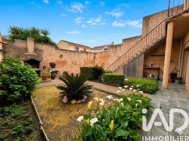 Maison 5 pièces 226 m²