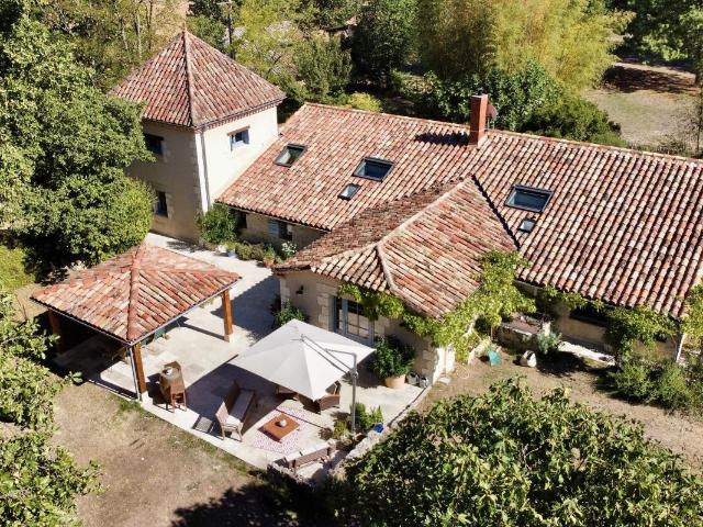 Maison 5 pièces 226 m²