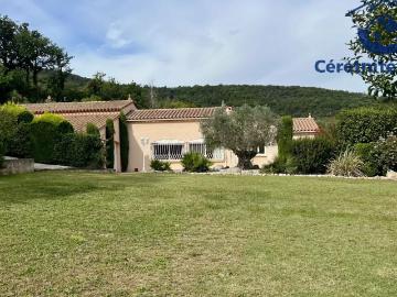 Maison 5 pièces 226 m²
