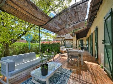 Maison 7 pièces 227 m²
