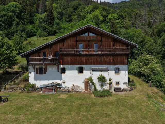 Maison 5 pièces 227 m²