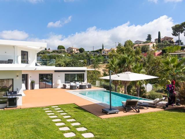 Maison 5 pièces 229 m²