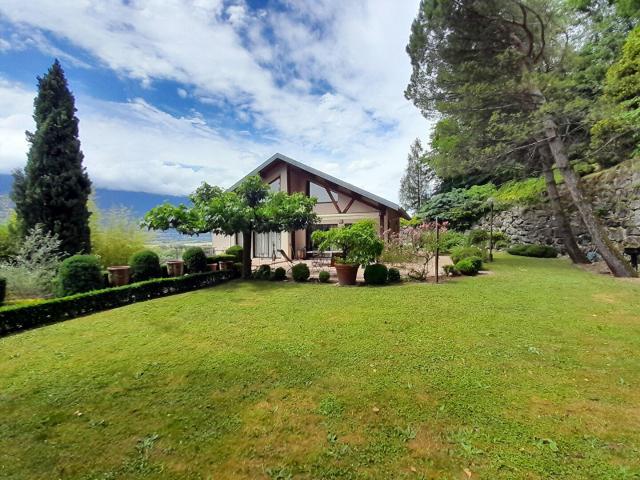 Maison 5 pièces 184 m²