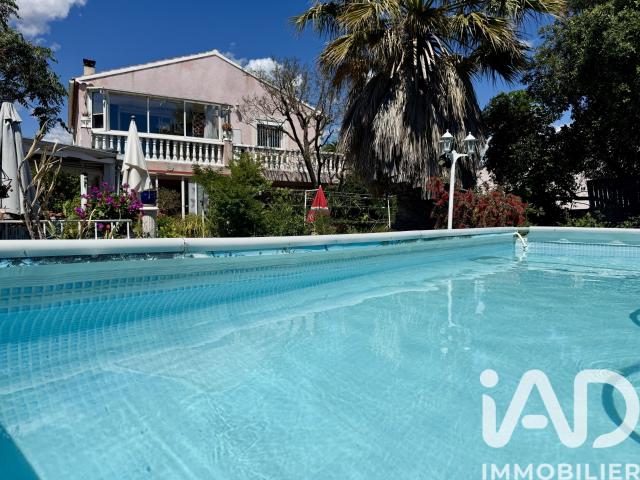 Maison 5 pièces 220 m²