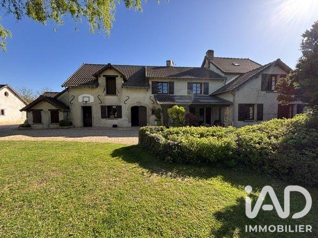 Maison 5 pièces 220 m²
