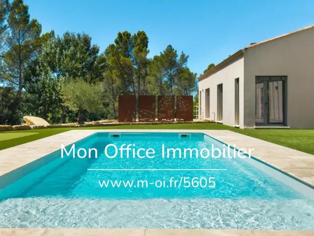 Maison 5 pièces 220 m²