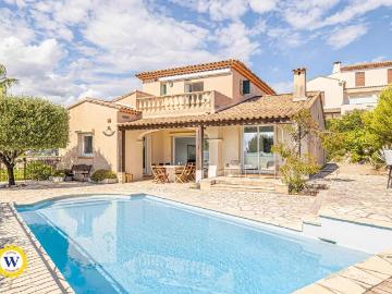 Maison 5 pièces 220 m²