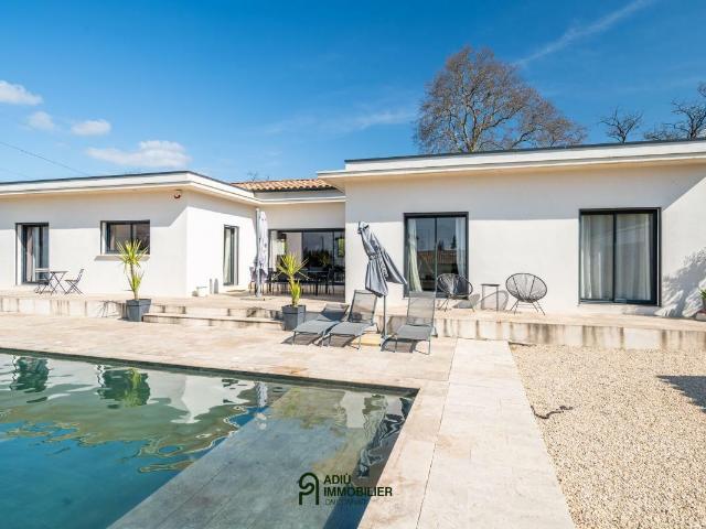Maison 5 pièces 220 m²