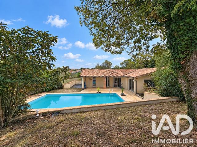 Maison 5 pièces 220 m²