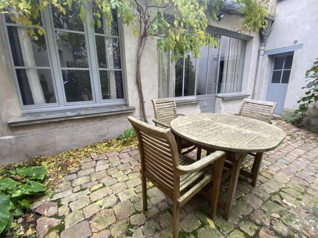 Maison 5 pièces 220 m²