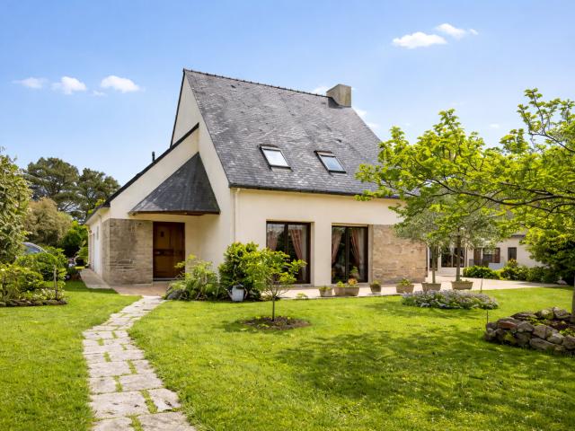 Maison 5 pièces 235 m²