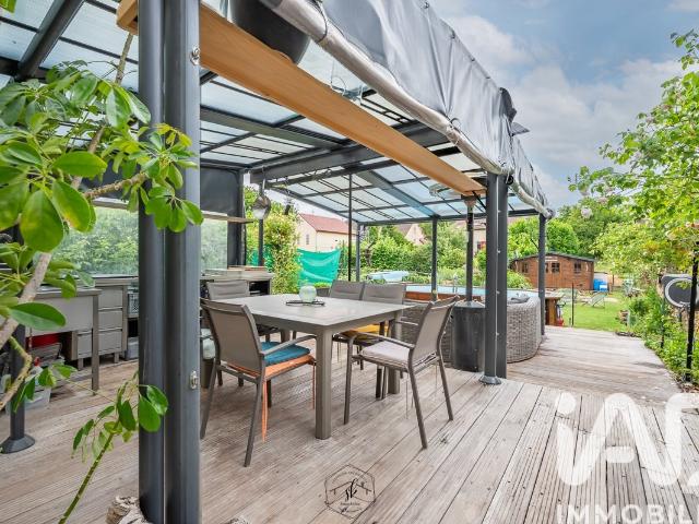Maison 5 pièces 235 m²