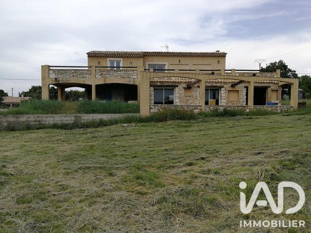 Maison 5 pièces 235 m²