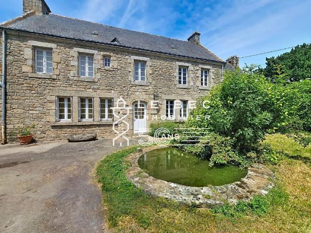 Maison 5 pièces 235 m²