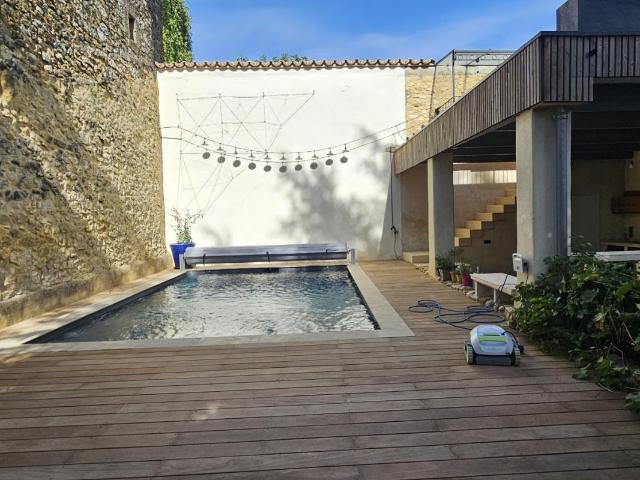 Maison 5 pièces 236 m²