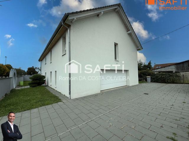 Maison 5 pièces 236 m²