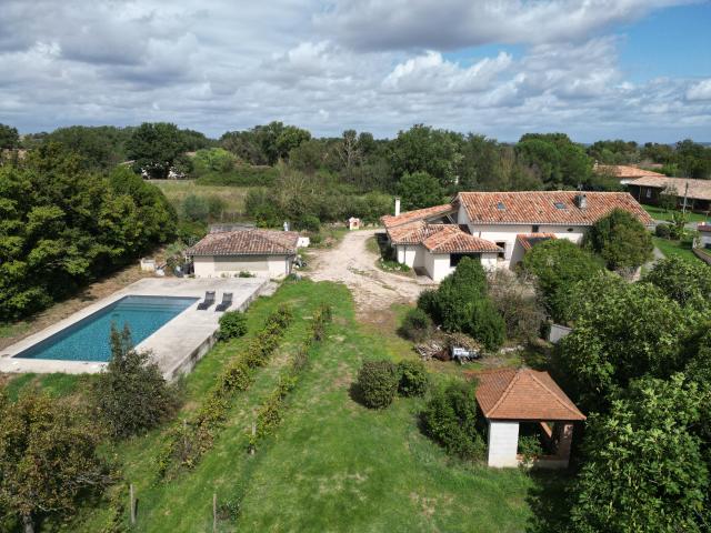 Maison 5 pièces 237 m²