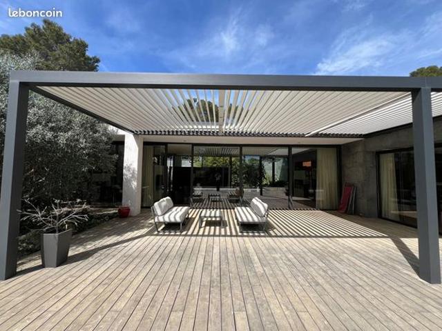 Maison 5 pièces 238 m²