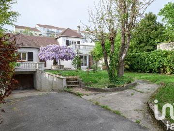 Maison 5 pièces 230 m²