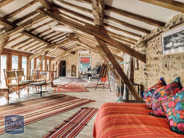 Maison 5 pièces 230 m²
