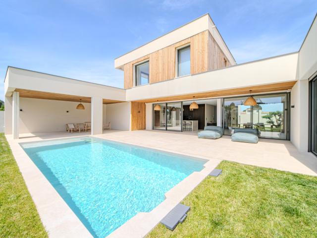 Maison 5 pièces 230 m²