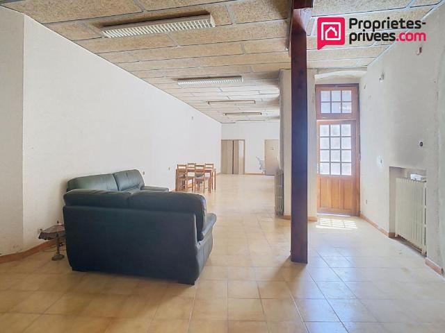 Maison 5 pièces 230 m²