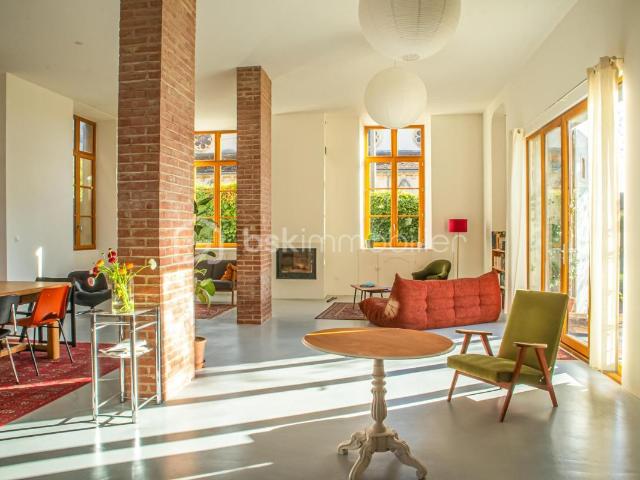 Maison 5 pièces 231 m²