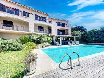 Maison 5 pièces 231 m²