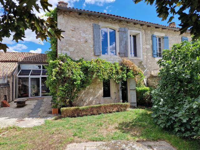 Maison 5 pièces 233 m²