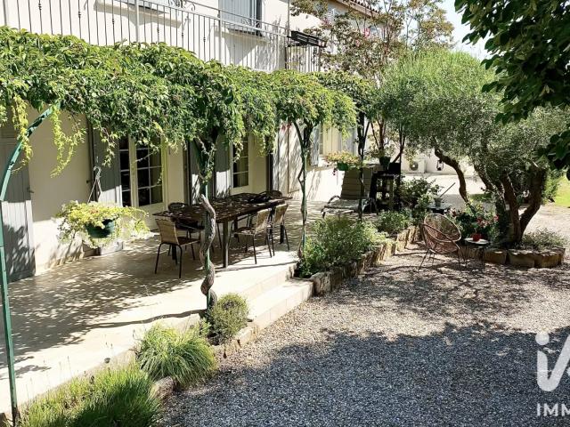 Maison 5 pièces 244 m²