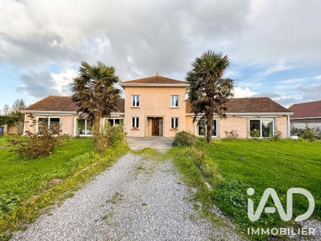 Maison 5 pièces 244 m²