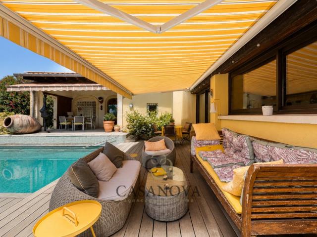 Maison 5 pièces 246 m²