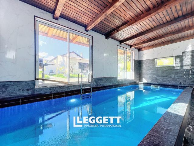 Maison 5 pièces 240 m²