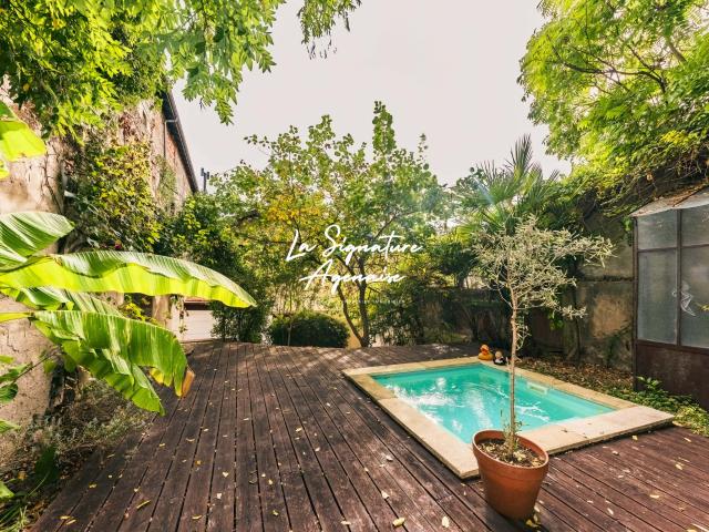 Maison 5 pièces 240 m²