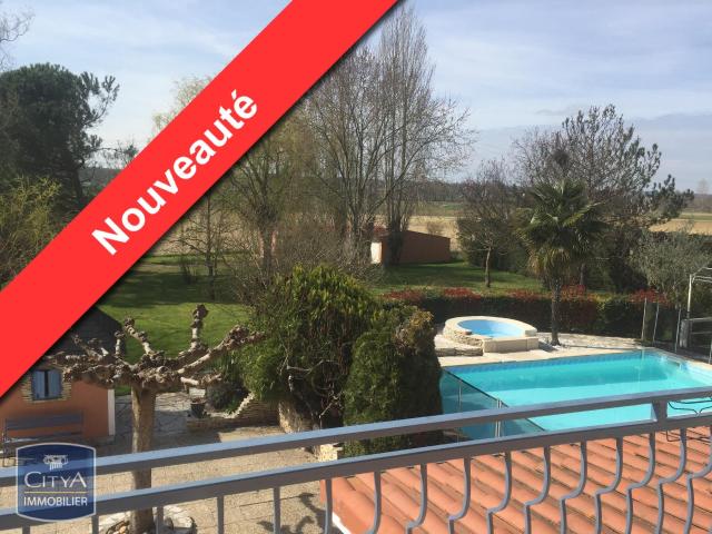 Maison 5 pièces 240 m²
