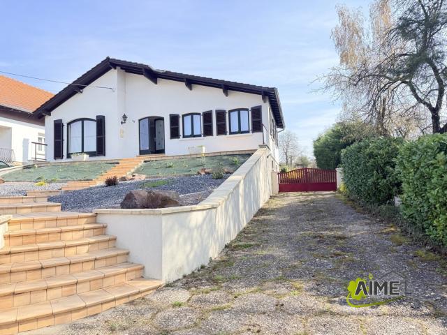 Maison 5 pièces 242 m²
