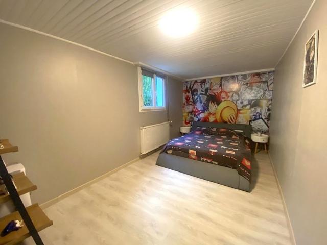 Maison 5 pièces 254 m²
