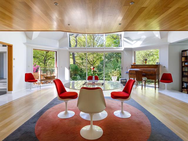 Maison 5 pièces 255 m²