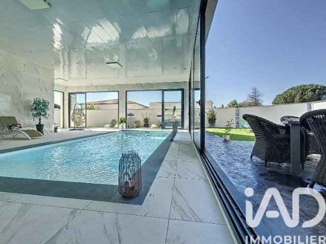 Maison 5 pièces 259 m²