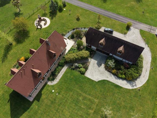 Maison 5 pièces 250 m²