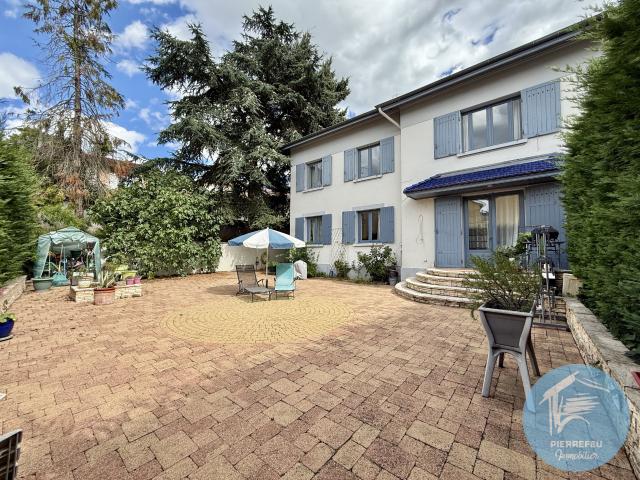 Maison 5 pièces 172 m²