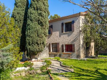 Maison 5 pièces 250 m²