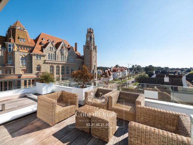 Maison 5 pièces 250 m²