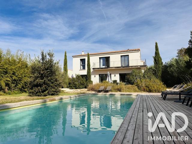 Maison 5 pièces 251 m²
