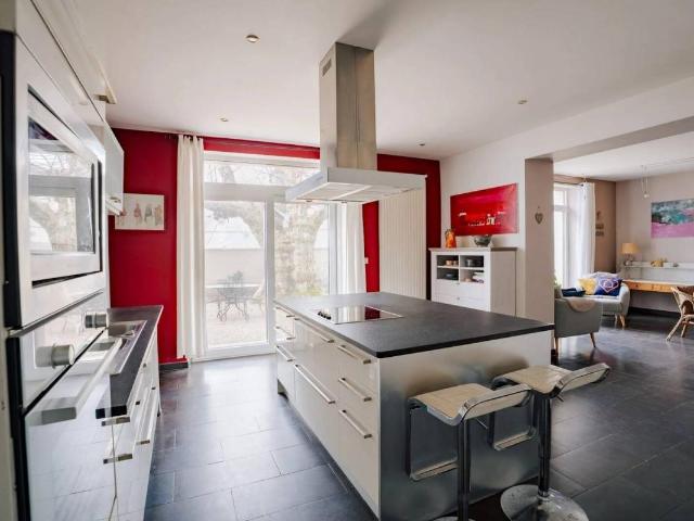 Maison 5 pièces 265 m²