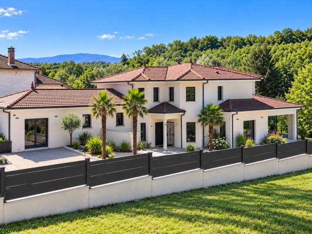 Maison 5 pièces 260 m²