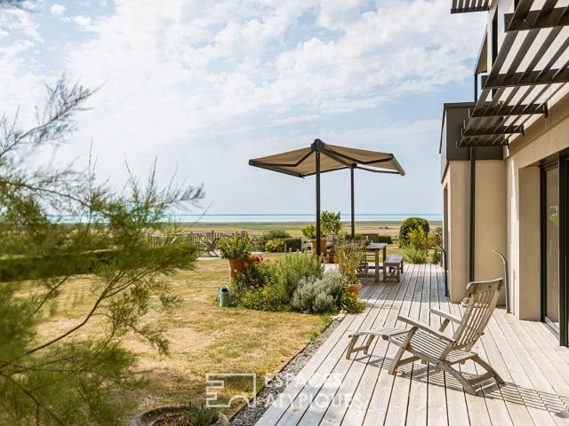 Maison 5 pièces 274 m²