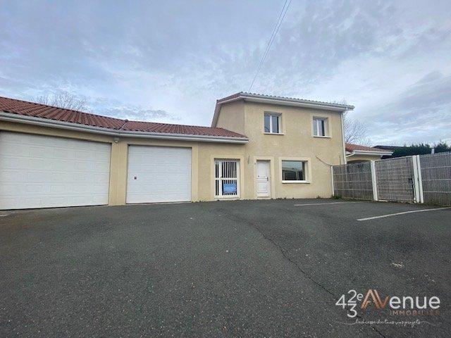 Maison 5 pièces 276 m²
